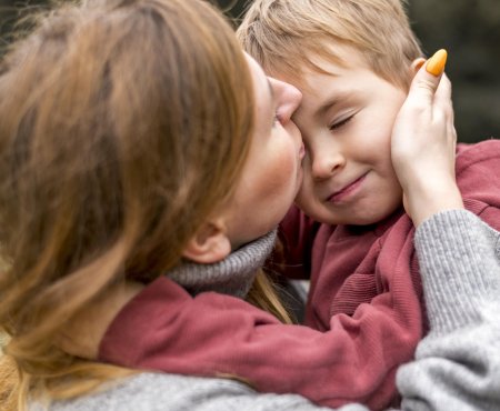 ÇOCUKLARDA DUYGU PAYLAŞIMI